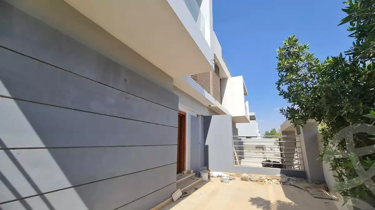 https://aqarmap.com.eg/en/listing/6306766-for-sale-cairo-el-sheikh-zayed-city-compounds-el-patio-zahraa