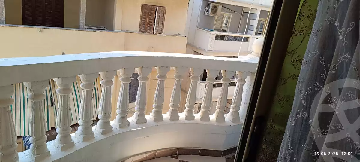 https://aqarmap.com.eg/en/listing/6149514-for-sale-alexandria-miami-el-sayed-radwan-st
