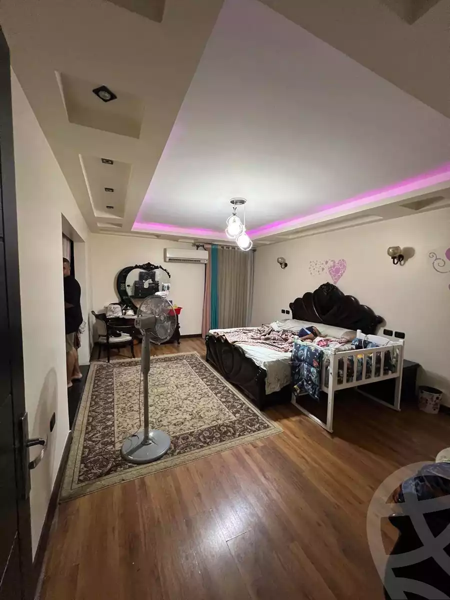 https://aqarmap.com.eg/ar/listing/6309889-for-sale-cairo-helwan-helwan-el-sharkeya-abd-el-rahman-pasha-st
