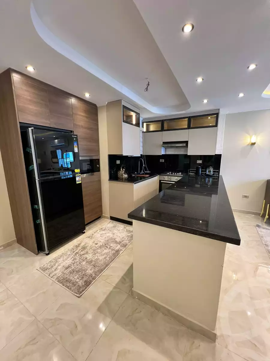 https://aqarmap.com.eg/ar/listing/6310216-for-sale-cairo-new-cairo-compounds-mwrd-fq-llttwyr