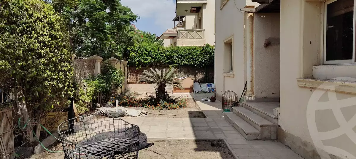 https://aqarmap.com.eg/en/listing/6310230-for-sale-cairo-el-sheikh-zayed-city-compounds-greens