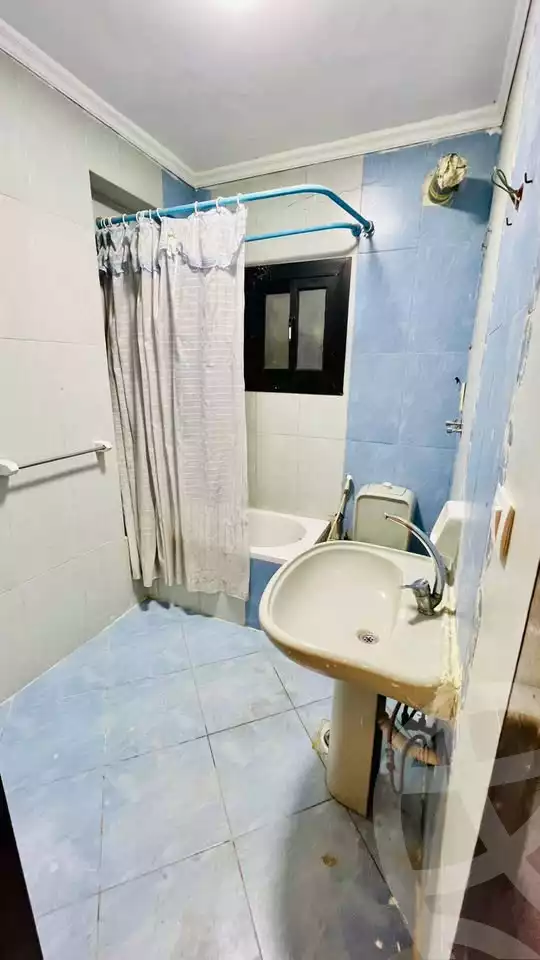 https://aqarmap.com.eg/en/listing/6311087-for-sale-cairo-faisal-el-maryotyah-dr-lashin-st