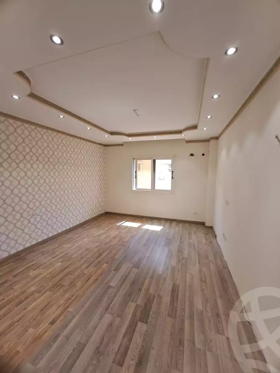 https://aqarmap.com.eg/ar/listing/6312692-for-sale-cairo-el-sheikh-zayed-city-compounds-continental-gardens