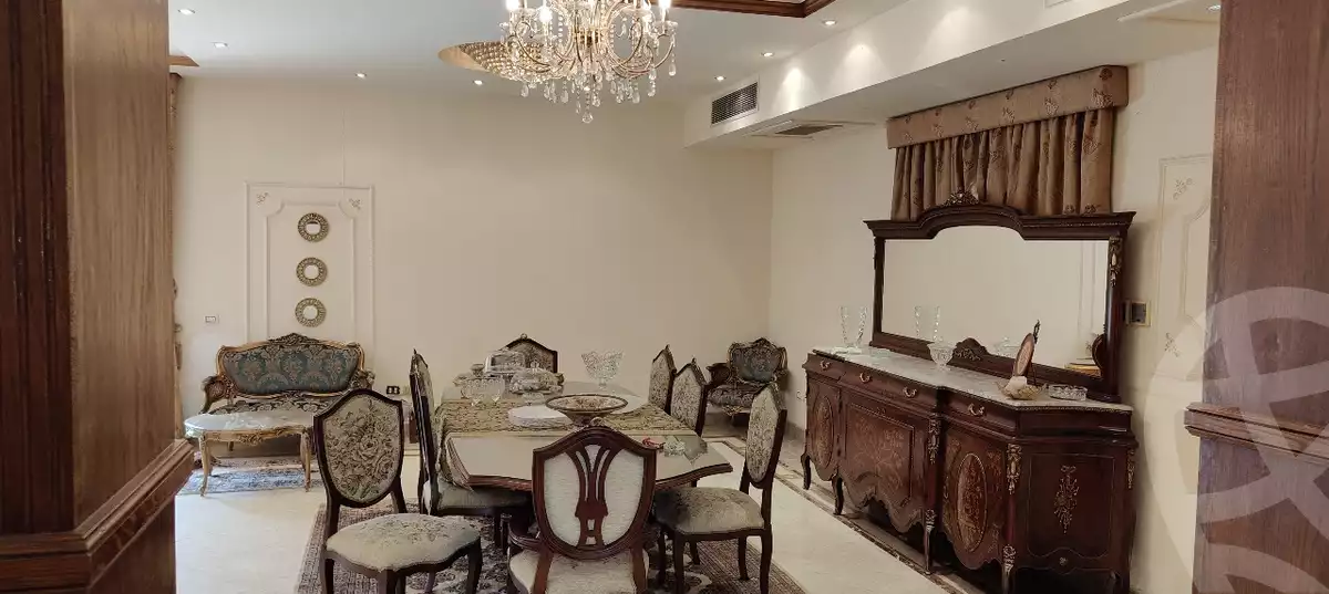 https://aqarmap.com.eg/en/listing/6312781-for-sale-cairo-el-sheikh-zayed-city-compounds-greens