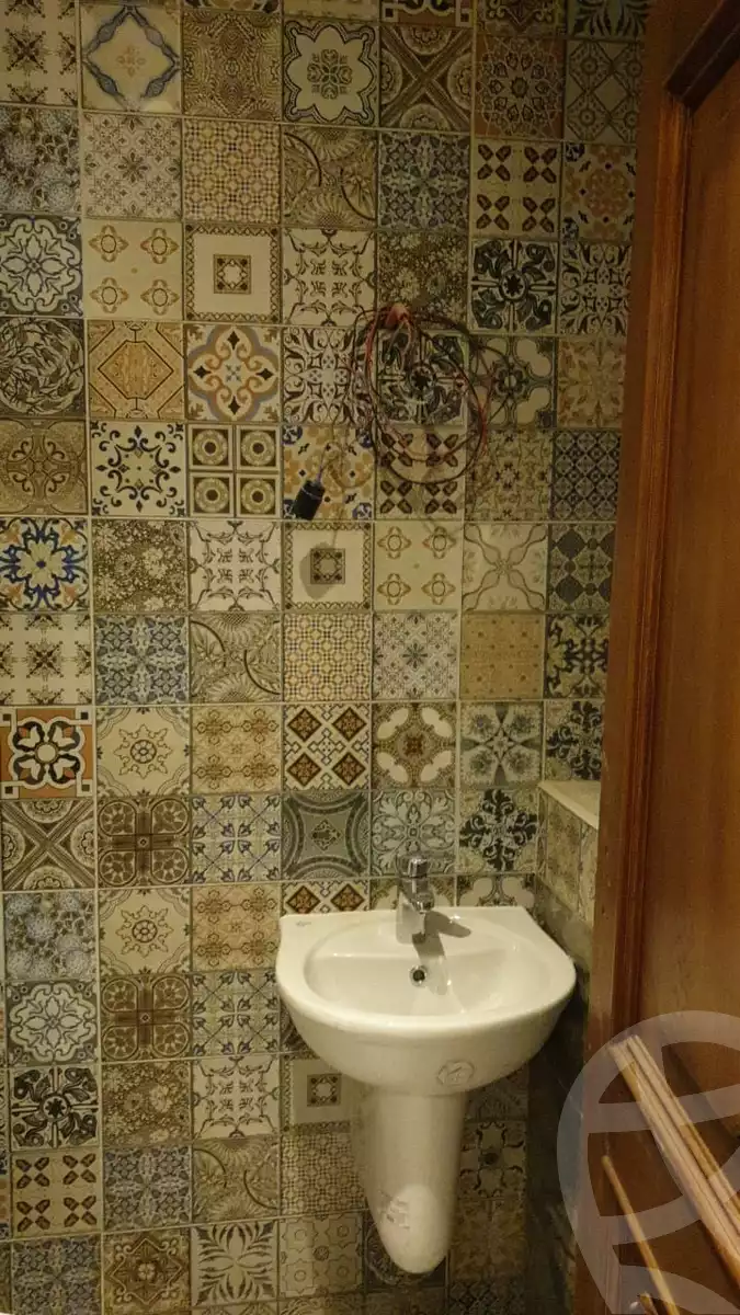 https://aqarmap.com.eg/ar/listing/6313177-for-rent-cairo-new-cairo-ganob-el-akadamiya-south-academy-b-taha-hussein-st