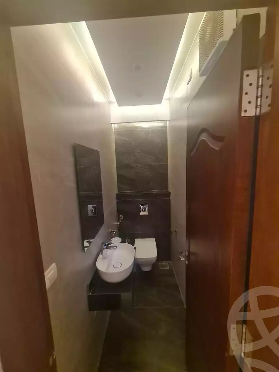 https://aqarmap.com.eg/en/listing/6313374-for-rent-cairo-el-sheikh-zayed-city-compounds-beverly-hills