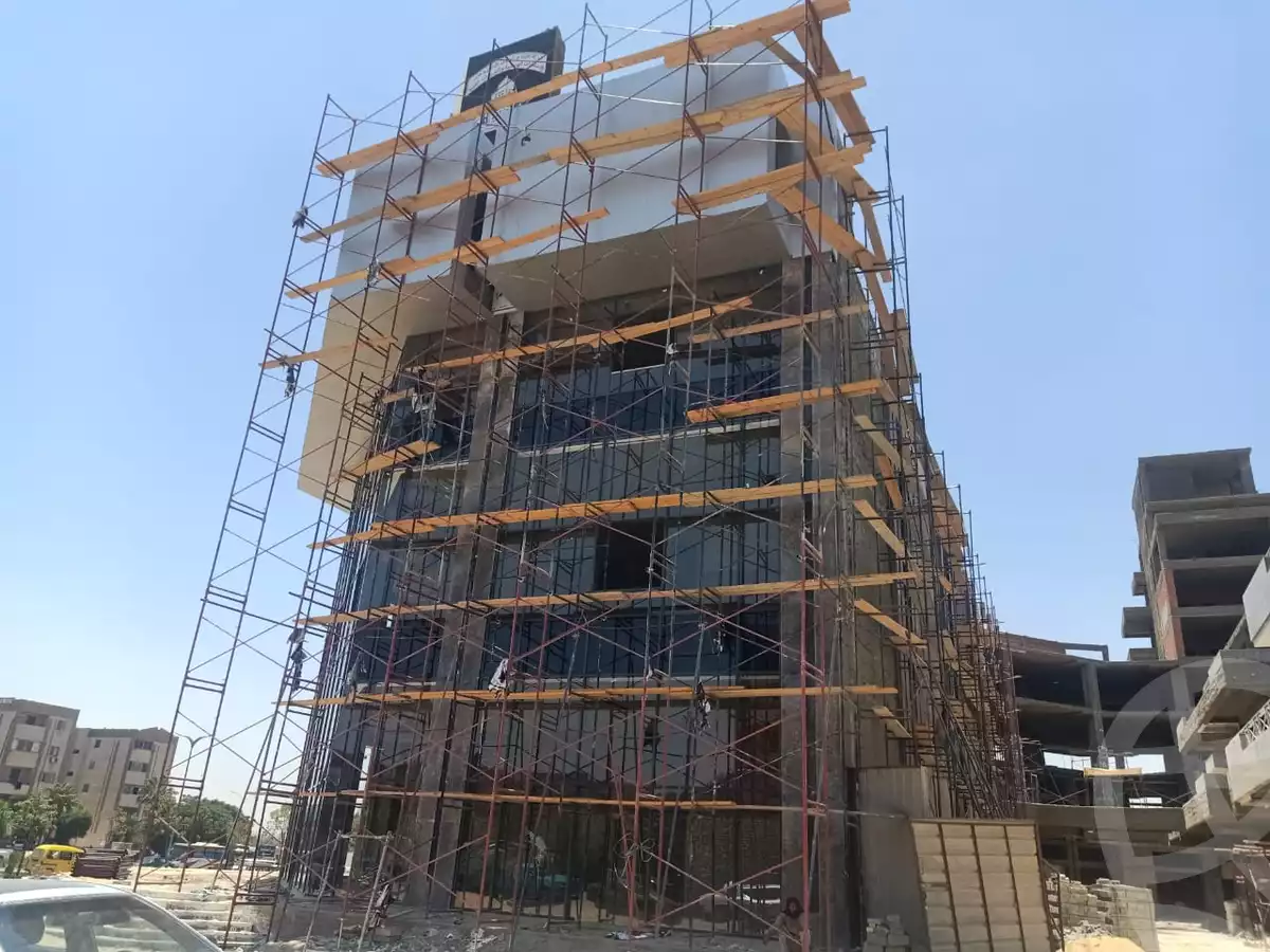 https://aqarmap.com.eg/en/listing/6313469-for-sale-cairo-6th-of-october-compounds-west-el-balad-mall-oad