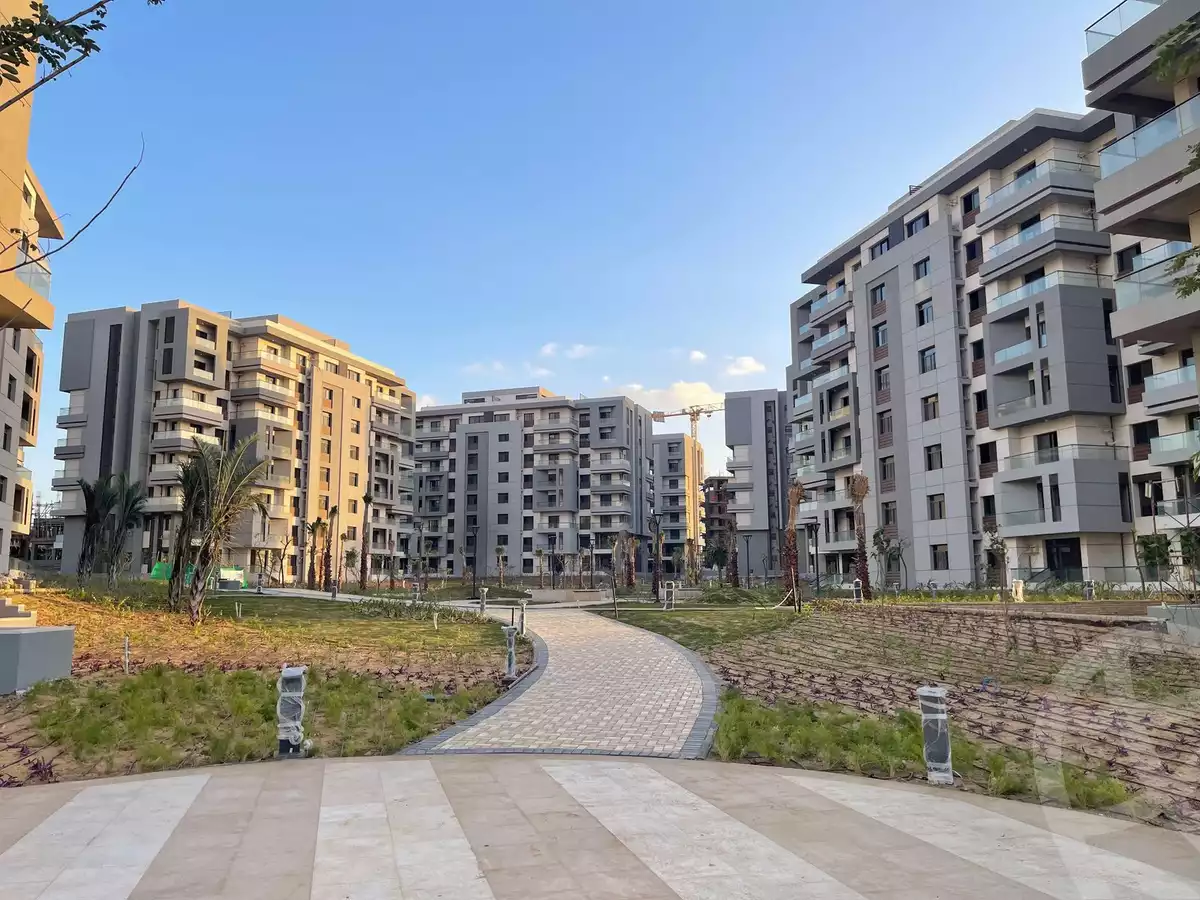 https://aqarmap.com.eg/en/listing/6313721-for-sale-cairo-new-administrative-capital-mntq-lmstthmryn-blw-fyrt