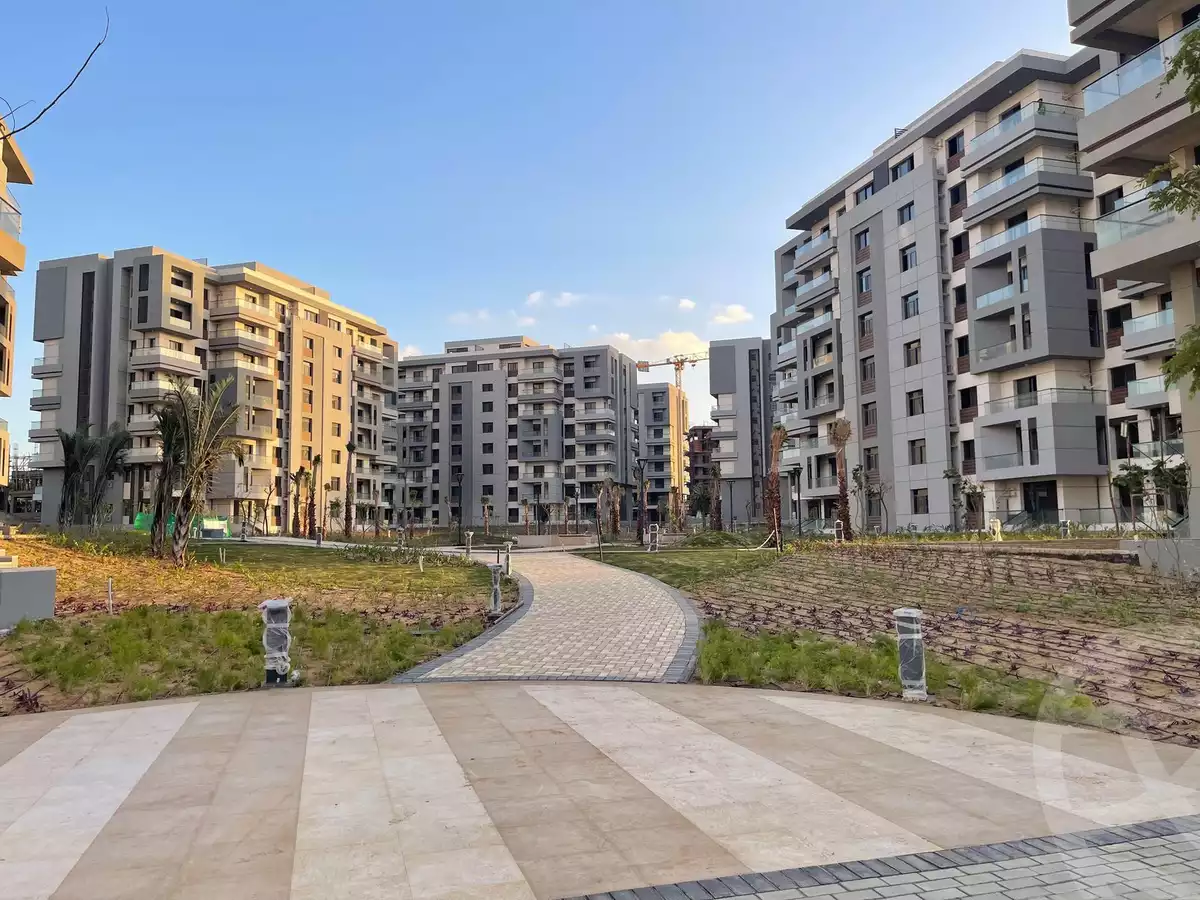 https://aqarmap.com.eg/en/listing/6313721-for-sale-cairo-new-administrative-capital-mntq-lmstthmryn-blw-fyrt