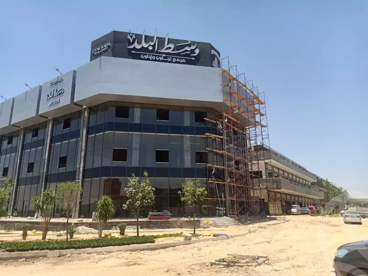 https://aqarmap.com.eg/ar/listing/6313732-for-sale-cairo-6th-of-october-compounds-west-el-balad-mall-oad