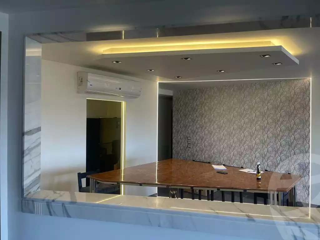 https://aqarmap.com.eg/ar/listing/6313772-for-rent-cairo-el-sheikh-zayed-city-compounds-kmbwnd-wyst-twn-swdyk