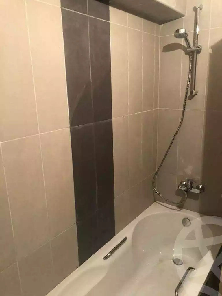 https://aqarmap.com.eg/en/listing/6261540-for-sale-cairo-new-cairo-el-kattameya-compounds-in-kattameya-baron-royal-towers
