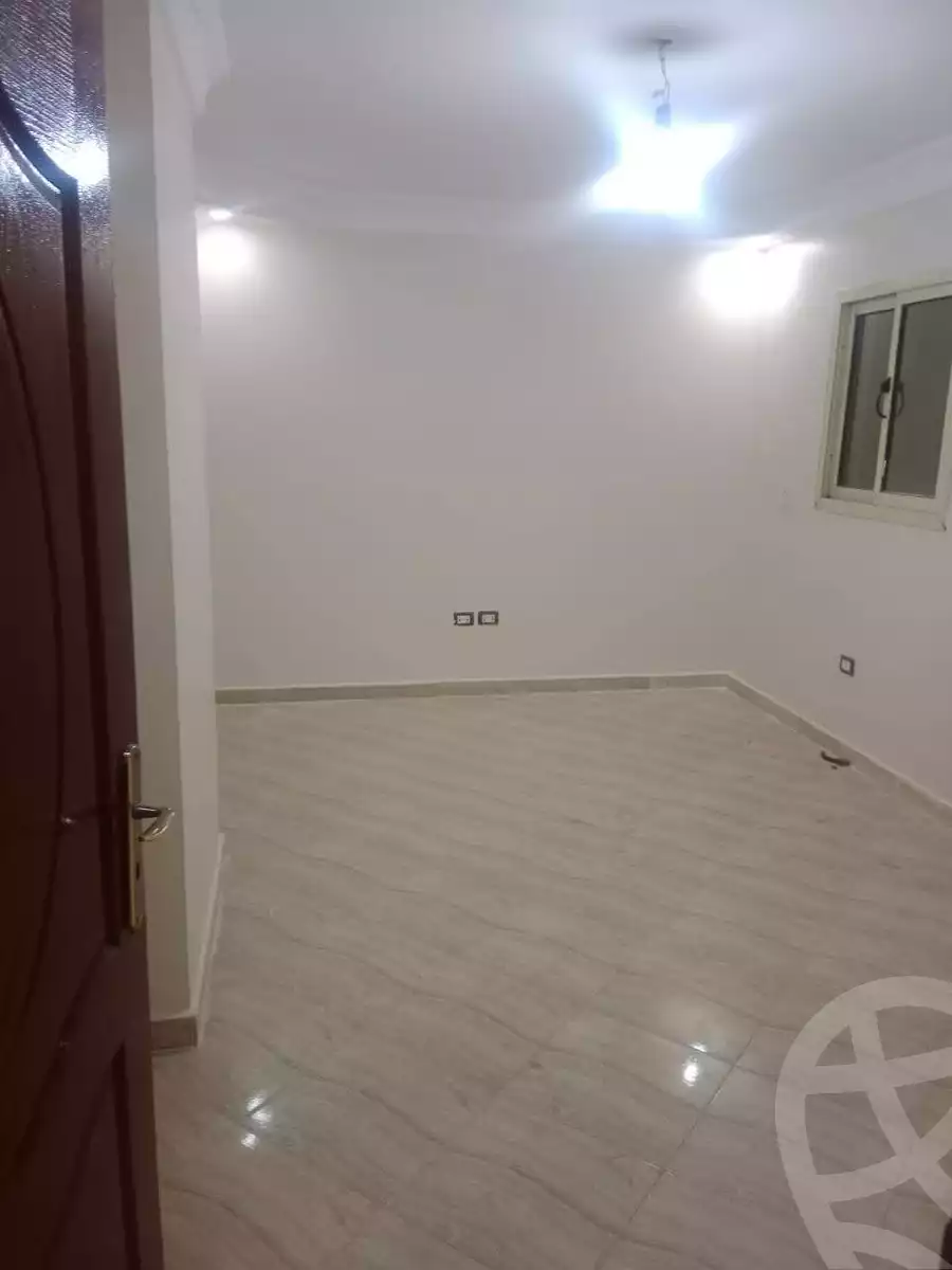 https://aqarmap.com.eg/en/listing/6314515-for-sale-cairo-helwan-helwan-el-sharkeya-ryad-pasha-st