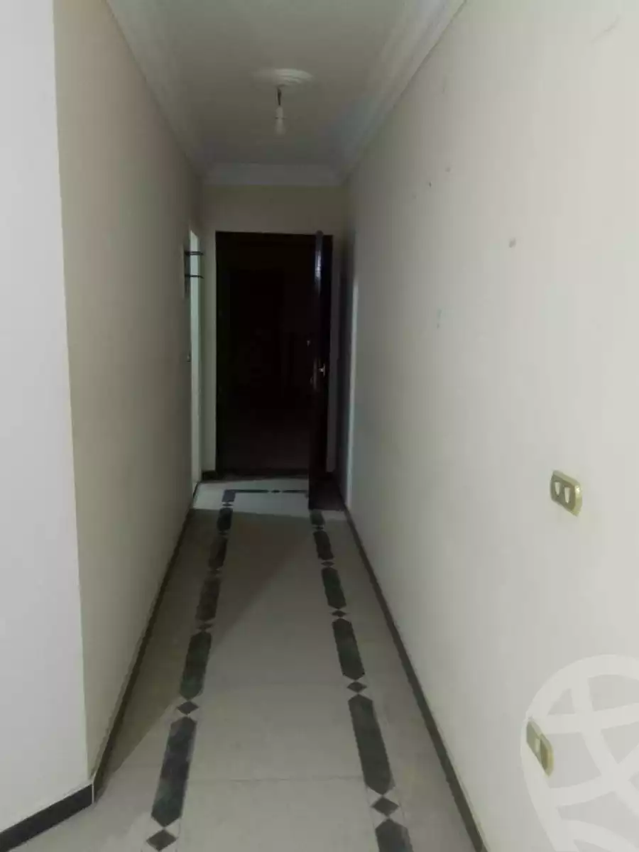 https://aqarmap.com.eg/ar/listing/6314795-for-rent-cairo-helwan-rostom-st