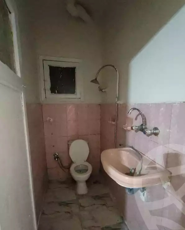 https://aqarmap.com.eg/en/listing/6316482-for-sale-qalyubia-shubra-el-khaima-om-bayoumi