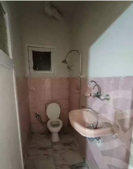 https://aqarmap.com.eg/en/listing/6319602-for-sale-qalyubia-shubra-el-khaima-om-bayoumi