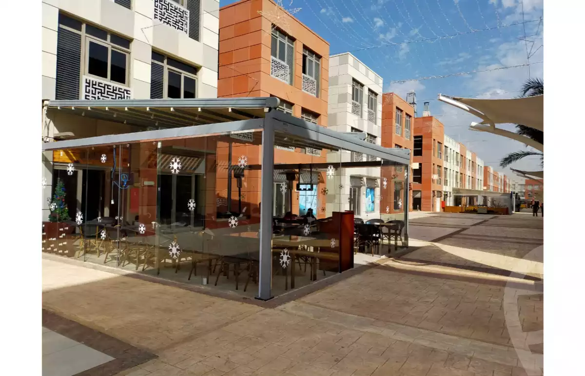 https://aqarmap.com.eg/en/listing/6321047-for-sale-cairo-el-sheikh-zayed-city-compounds-the-courtyard-mall-dorra
