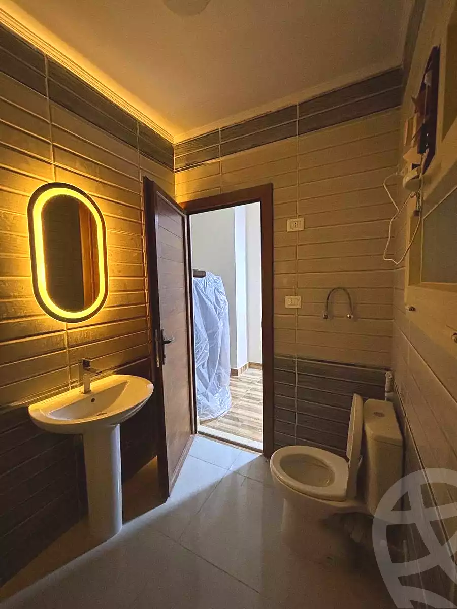 https://aqarmap.com.eg/ar/listing/6321976-for-rent-cairo-6th-of-october-el-ahyaa-neighborhood-2nd-divided-from-al-kafrawei-st