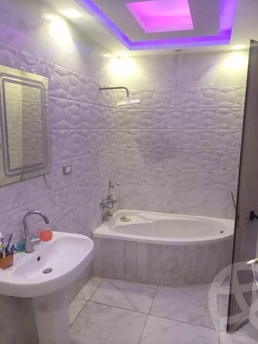 https://aqarmap.com.eg/en/listing/6322445-for-sale-cairo-faisal-el-maryotyah-dr-lashin-st