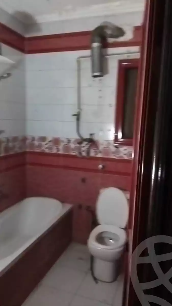 https://aqarmap.com.eg/en/listing/6324546-for-sale-qalyubia-shubra-el-khaima-el-shareaa-el-gadid-st