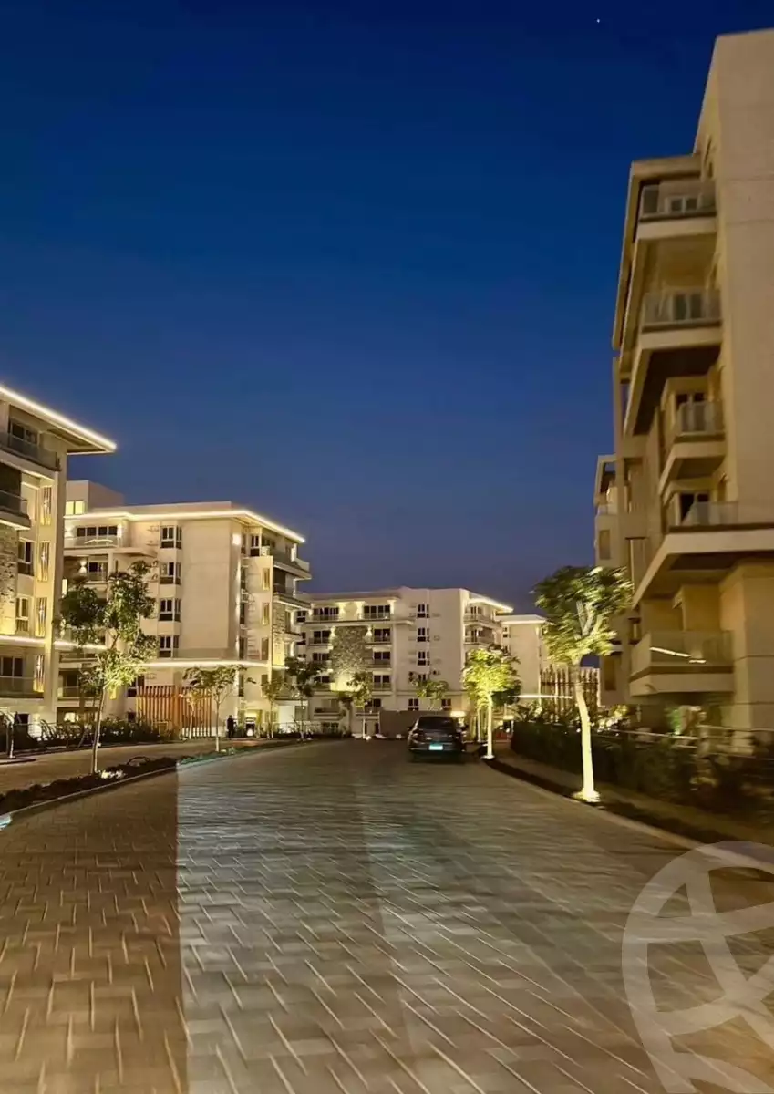 https://aqarmap.com.eg/ar/listing/6326219-for-sale-cairo-new-cairo-compounds-mwntn-fyw-y-syty-club-park-mountain-view-icity
