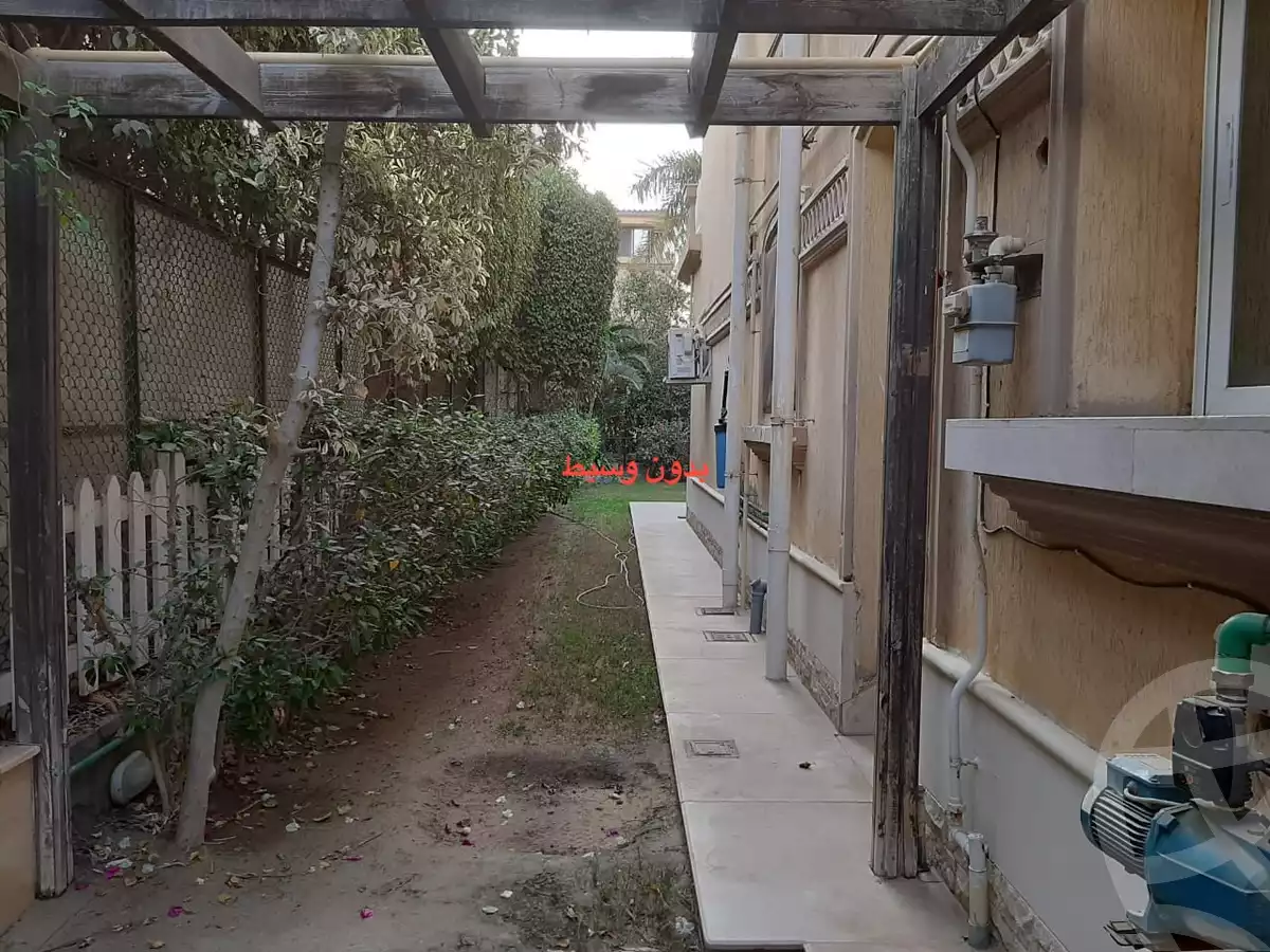 https://aqarmap.com.eg/en/listing/6327699-for-sale-cairo-new-cairo-lrhb-city-mtdd-lrhb-phase-10-farouk-el-baz-st