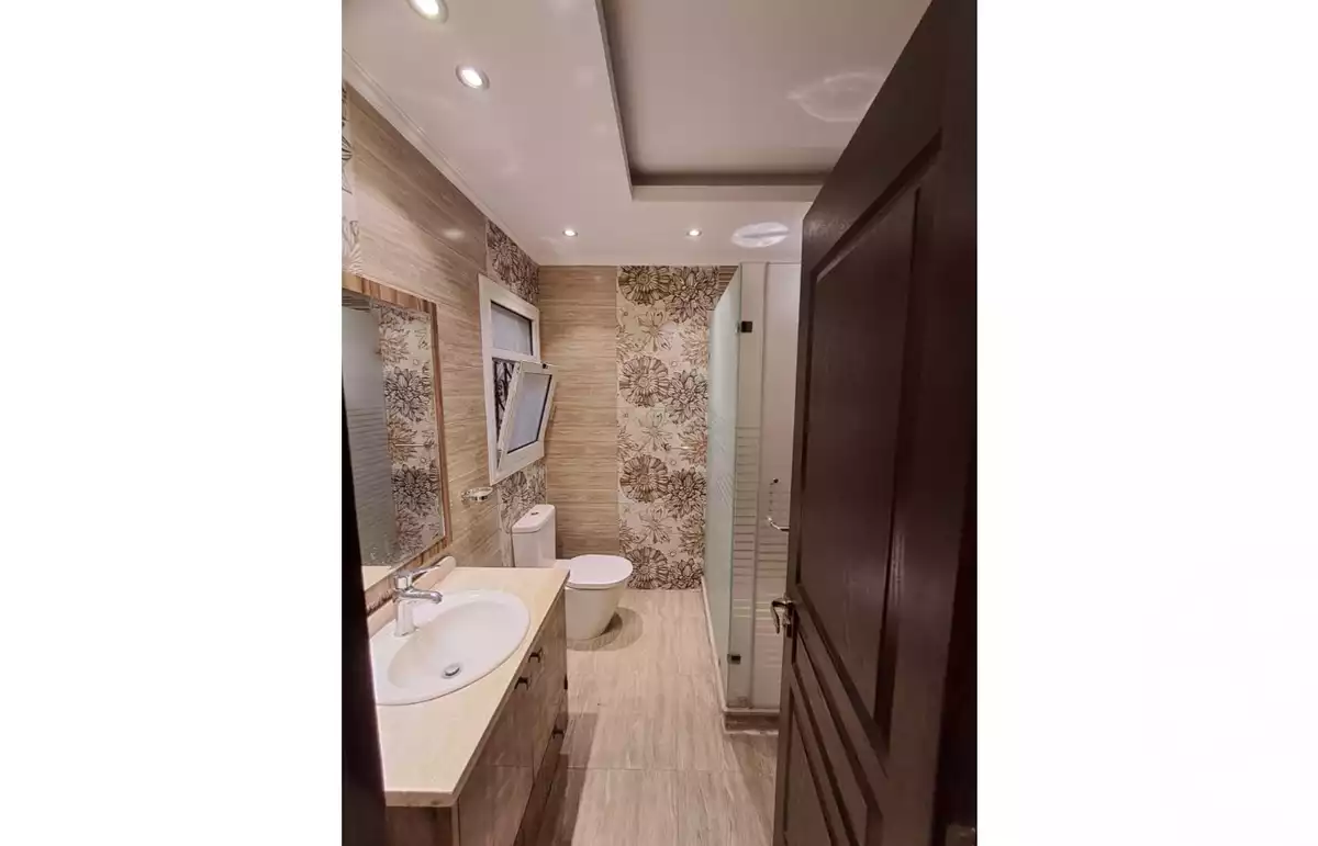 https://aqarmap.com.eg/en/listing/6327962-for-sale-cairo-el-sheikh-zayed-city-compounds-continental-gardens