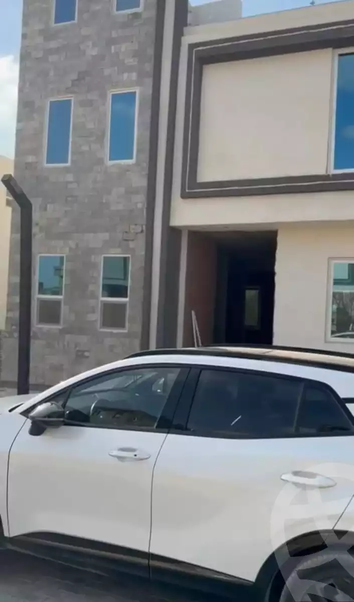 https://aqarmap.com.eg/ar/listing/6328121-for-sale-cairo-el-sheikh-zayed-city-lshykh-zyd-ljdyd-cedar-hills-compound