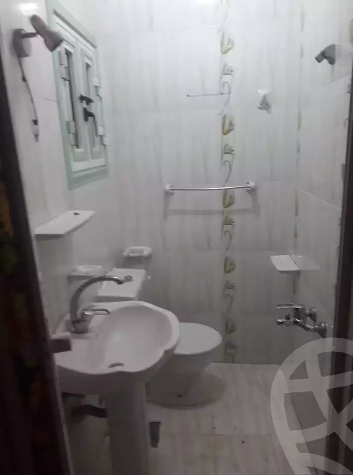https://aqarmap.com.eg/ar/listing/6328991-for-rent-alexandria-l-jmy-lbytsh