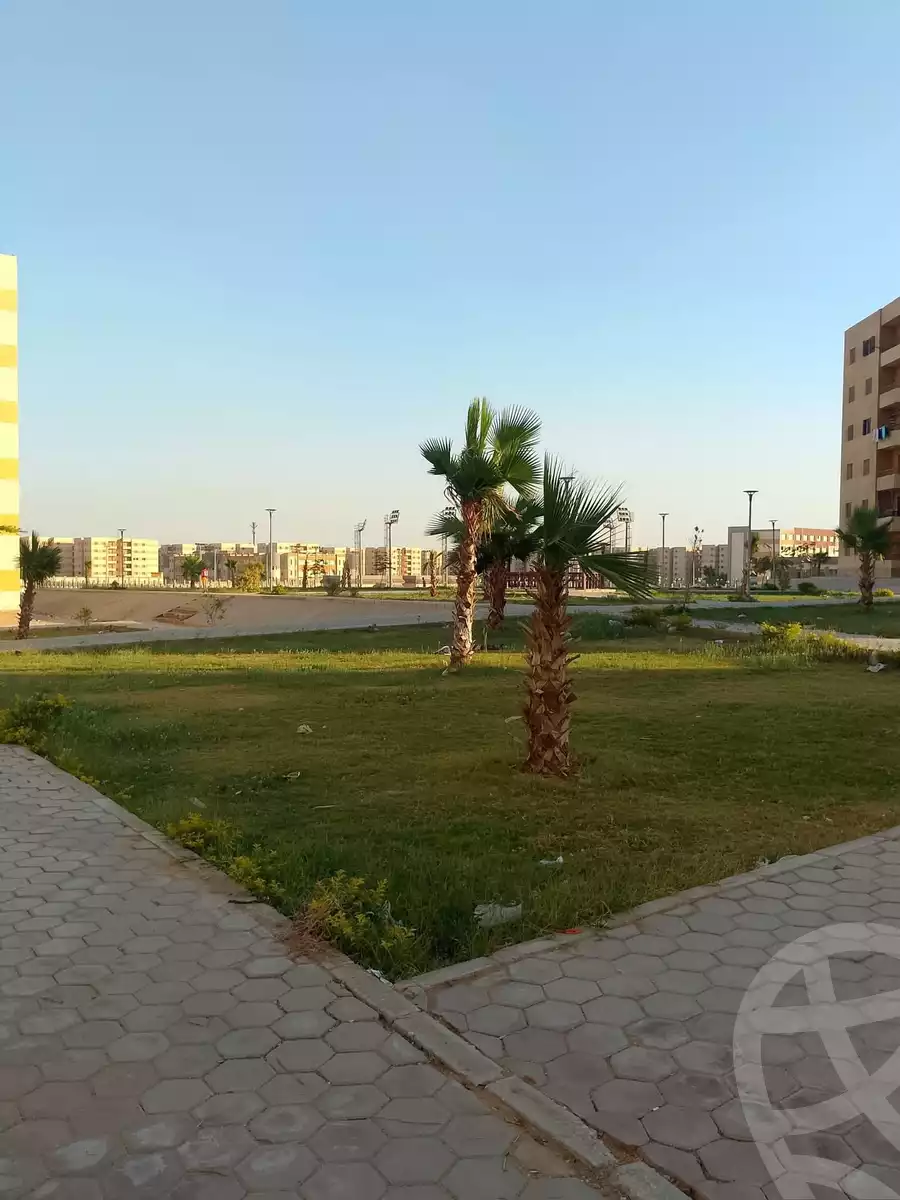 https://aqarmap.com.eg/en/listing/6330116-for-sale-cairo-6th-of-october-hadaeq-october-kmbwnd-fy-hdyq-ktwbr-regency-mall
