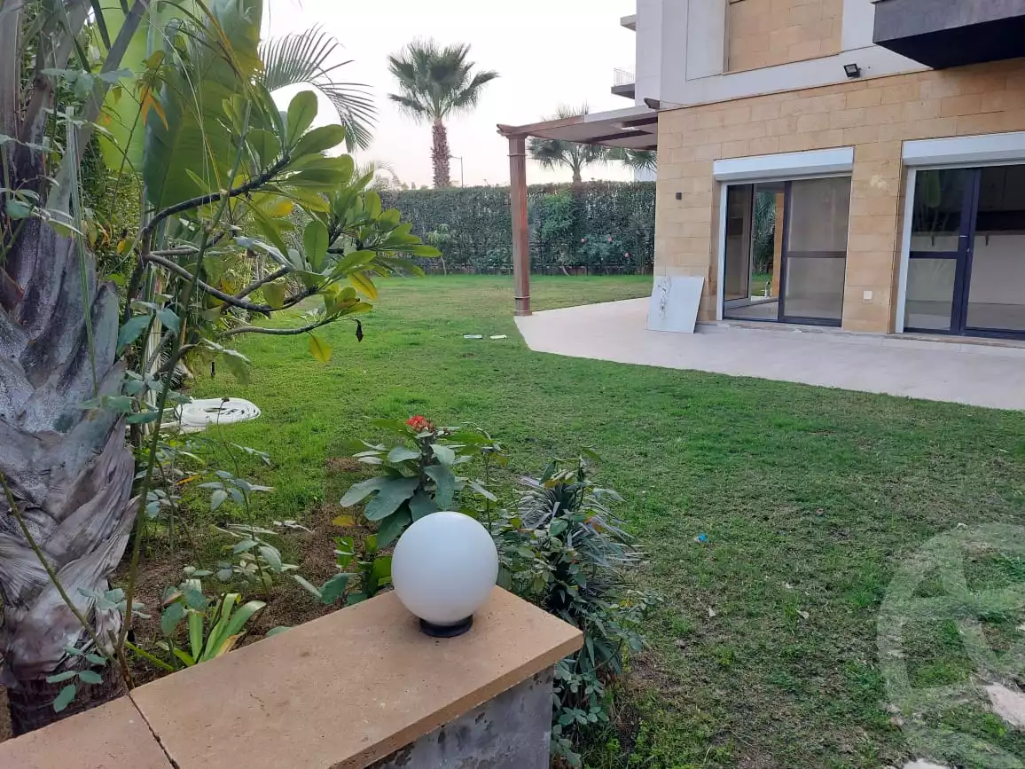 https://aqarmap.com.eg/ar/listing/6330622-for-rent-cairo-el-sheikh-zayed-city-compounds-kmbwnd-wyst-twn-swdyk