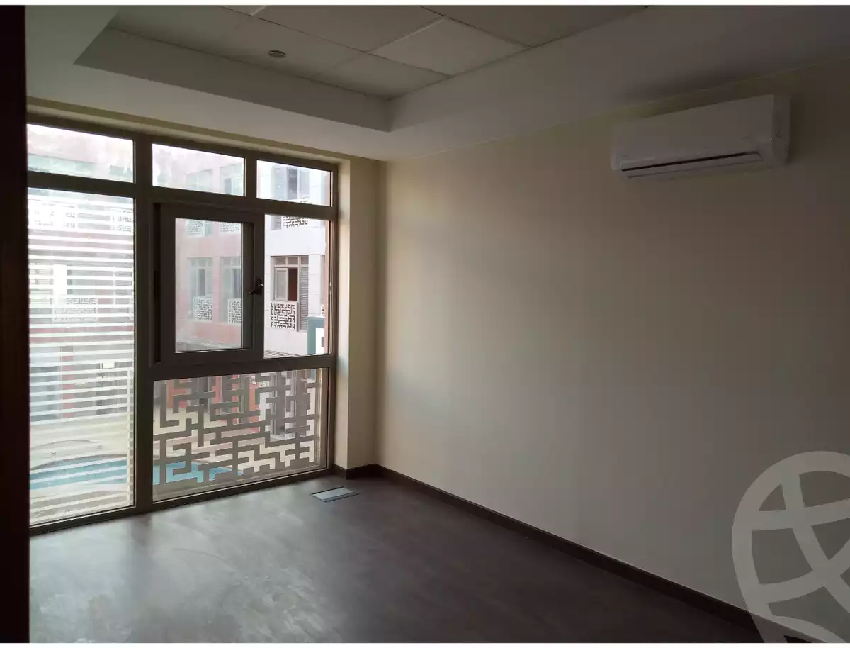 https://aqarmap.com.eg/en/listing/6330733-for-sale-cairo-el-sheikh-zayed-city-compounds-the-courtyard-mall-dorra