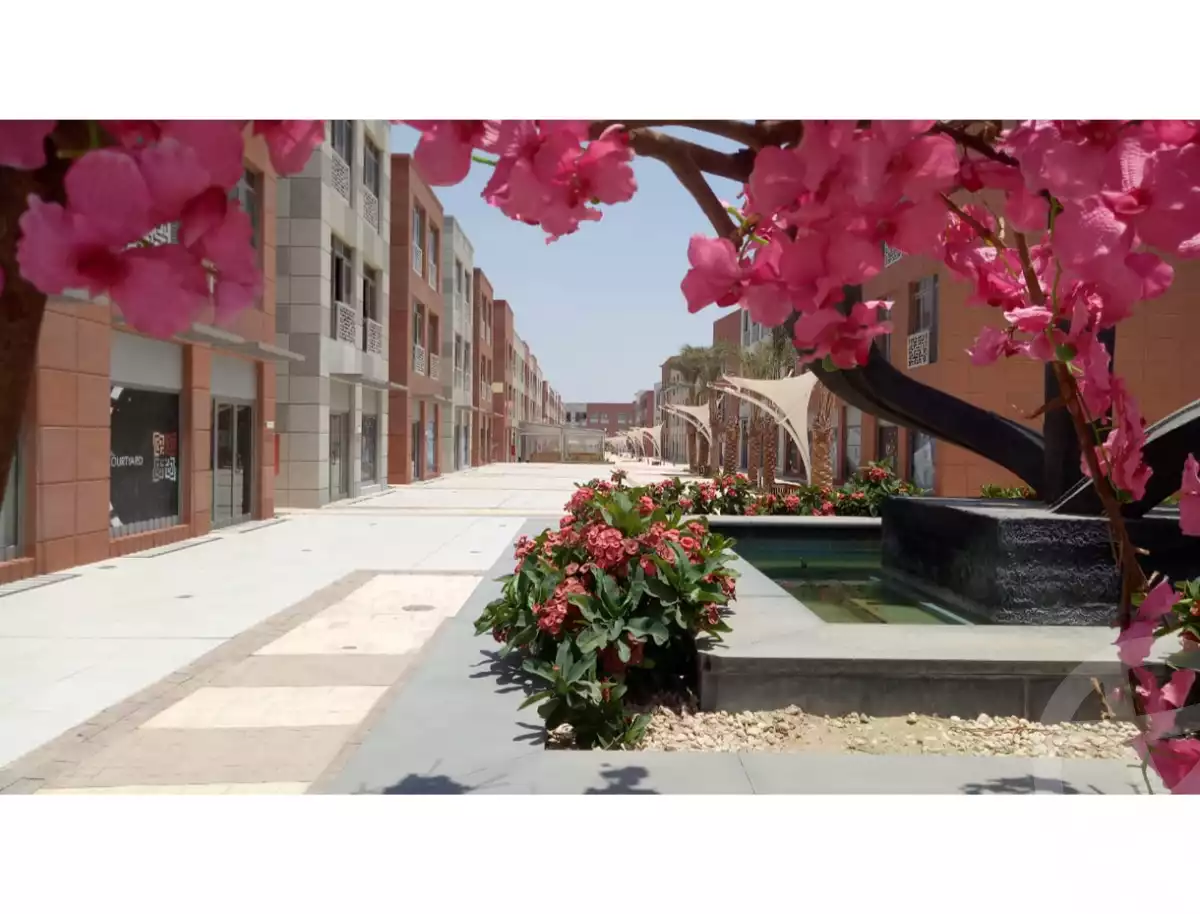 https://aqarmap.com.eg/ar/listing/6330780-for-sale-cairo-el-sheikh-zayed-city-compounds-the-courtyard-mall-dorra