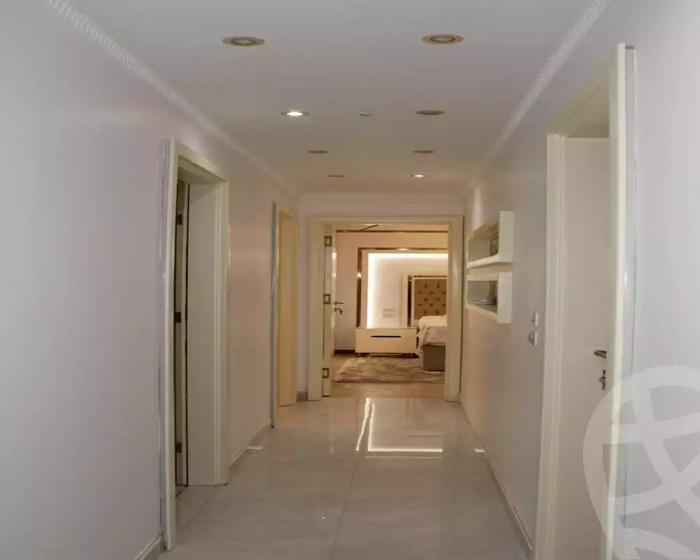 https://aqarmap.com.eg/ar/listing/6330953-for-sale-cairo-new-cairo-compounds-azad