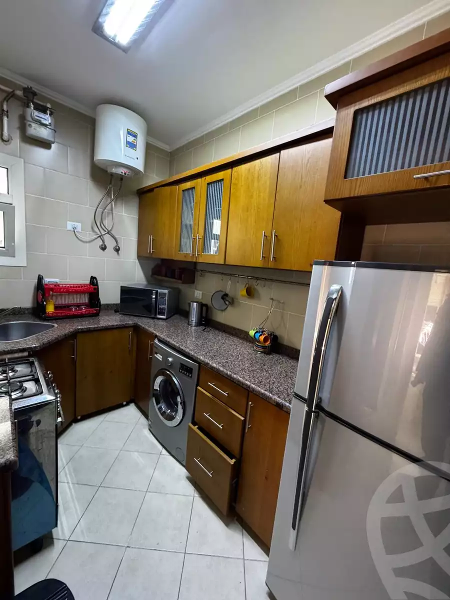 https://aqarmap.com.eg/en/listing/6332132-for-rent-cairo-el-sheikh-zayed-city-compounds-dh-drys