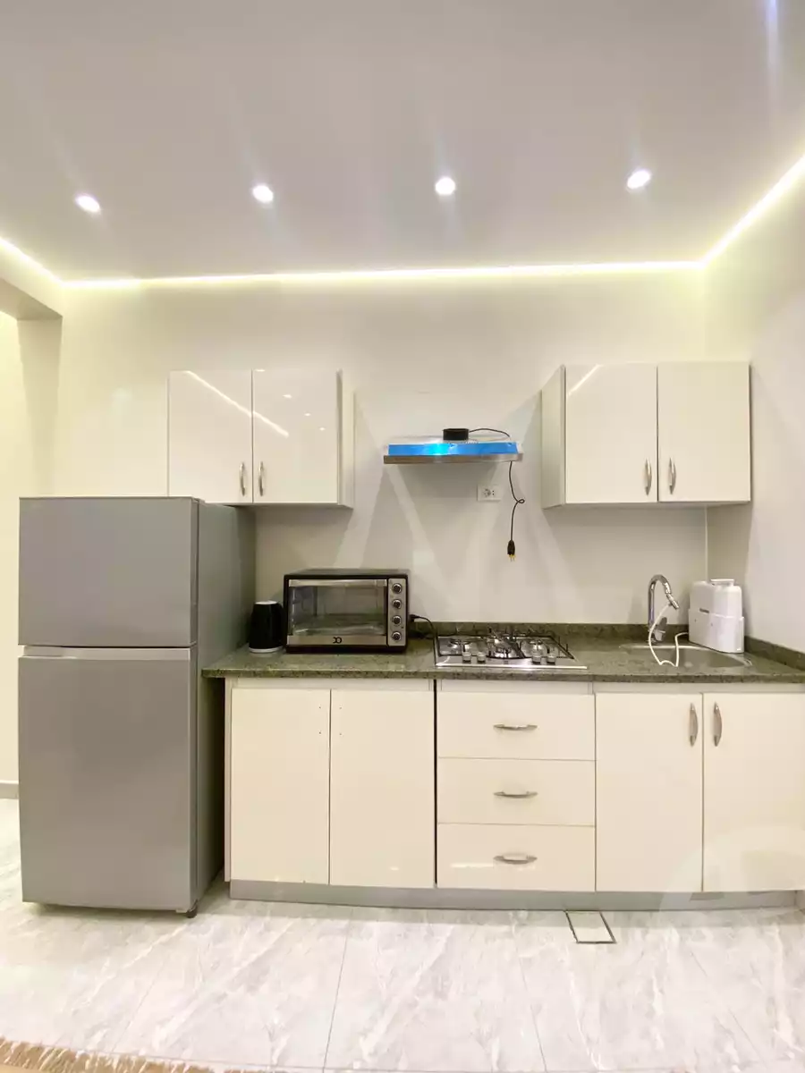 https://aqarmap.com.eg/ar/listing/6332599-for-rent-cairo-new-cairo-compounds-el-mostashareen-compound