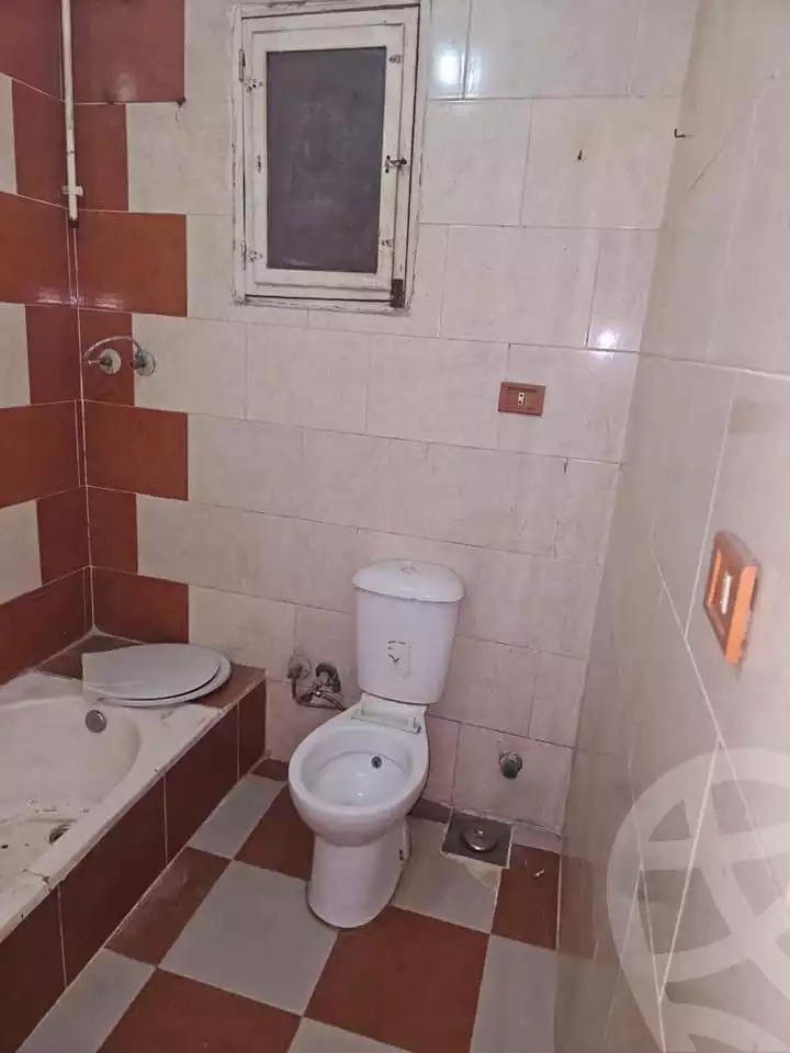 https://aqarmap.com.eg/en/listing/6333354-for-sale-cairo-ain-shams-6-october-st