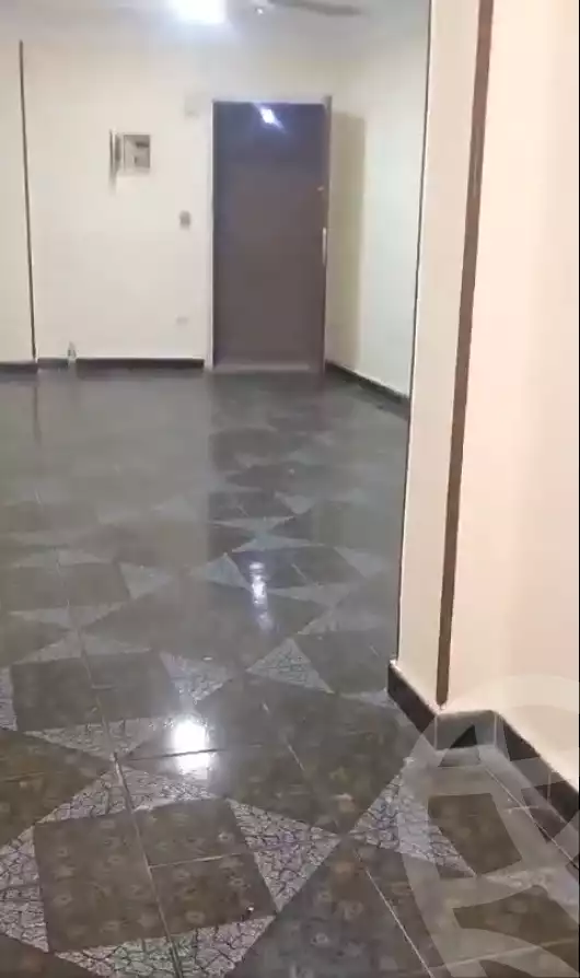 https://aqarmap.com.eg/ar/listing/6334060-for-rent-cairo-ain-shams-ahmed-esmat-st