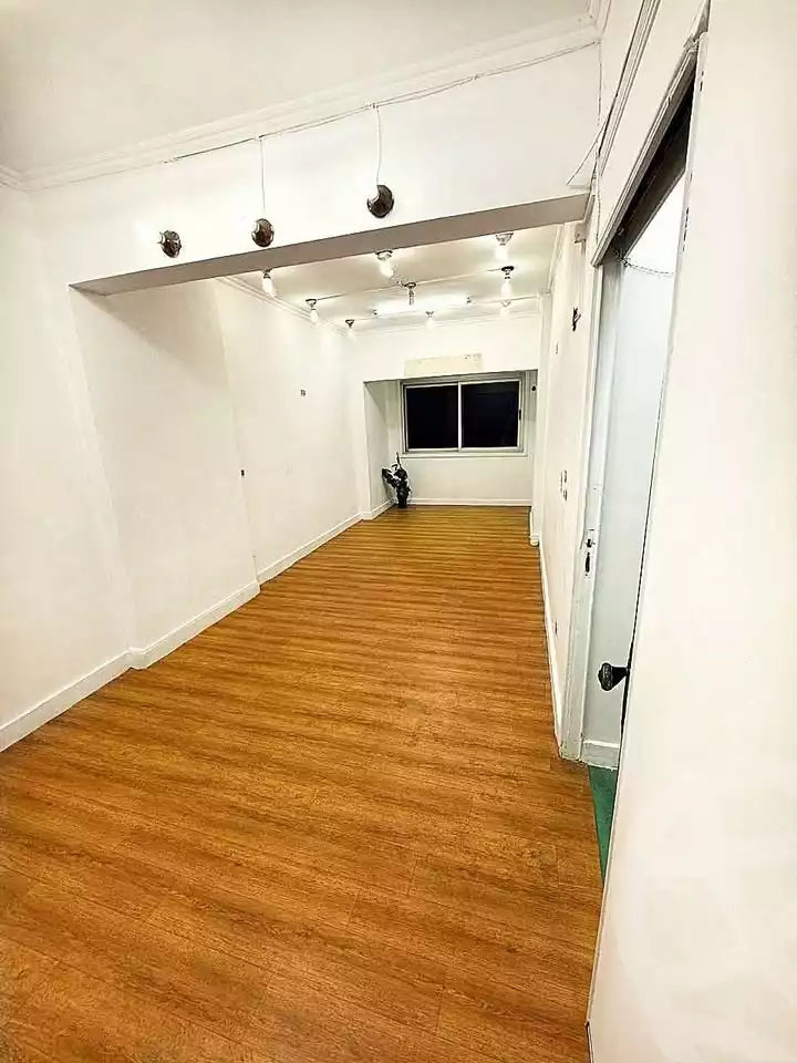 https://aqarmap.com.eg/ar/listing/6334539-for-rent-alexandria-roshdy