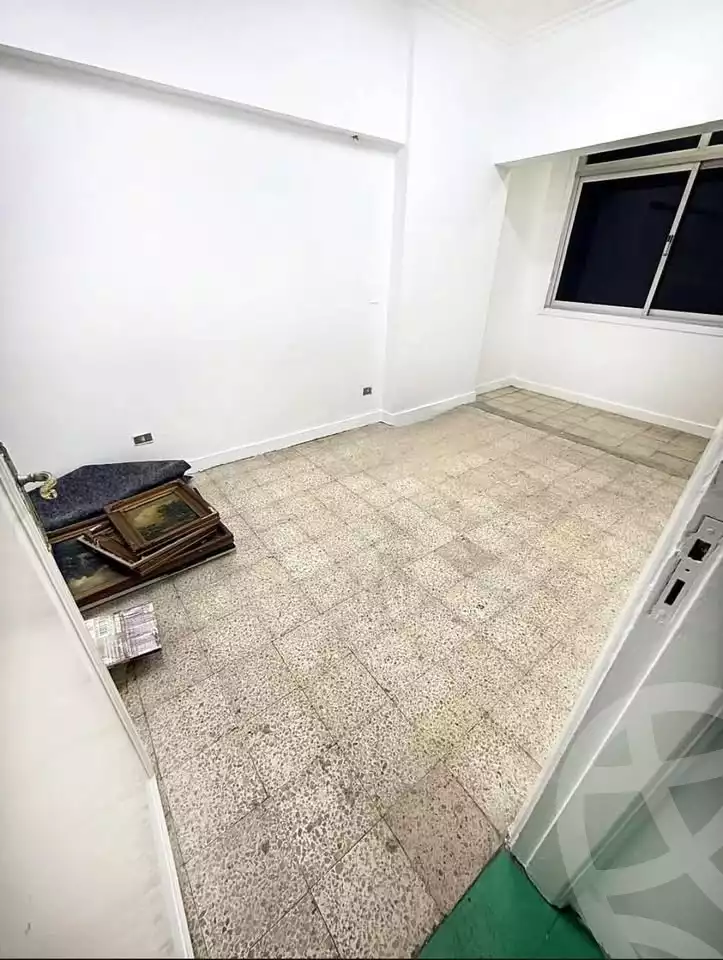 https://aqarmap.com.eg/ar/listing/6334539-for-rent-alexandria-roshdy
