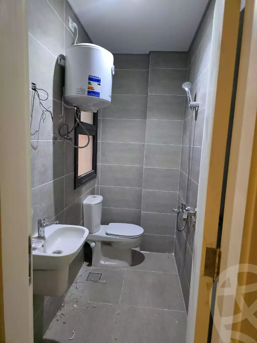 https://aqarmap.com.eg/ar/listing/6334766-for-rent-cairo-el-sheikh-zayed-city-compounds-kmbwnd-fyldj-wyst-dr-llttwyr