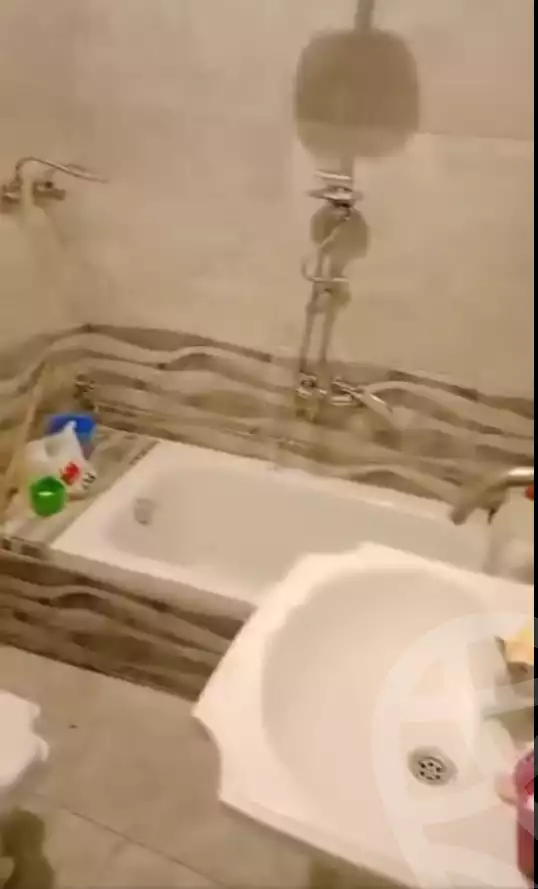https://aqarmap.com.eg/ar/listing/6335325-for-sale-cairo-helwan-kwrnysh-hlwn