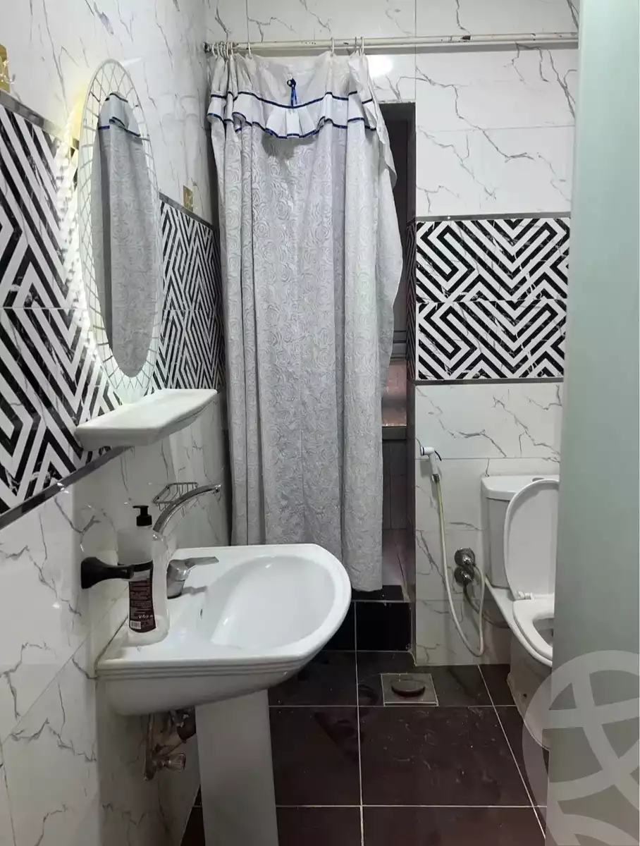 https://aqarmap.com.eg/en/listing/6336454-for-rent-cairo-15th-of-may-mjwr-27