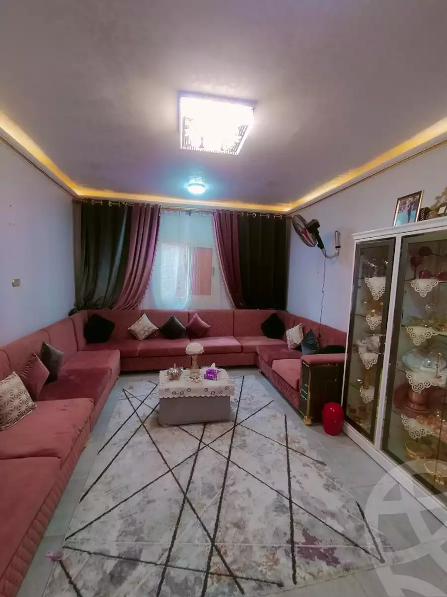 https://aqarmap.com.eg/ar/listing/6336971-for-sale-cairo-helwan-kwrnysh-hlwn