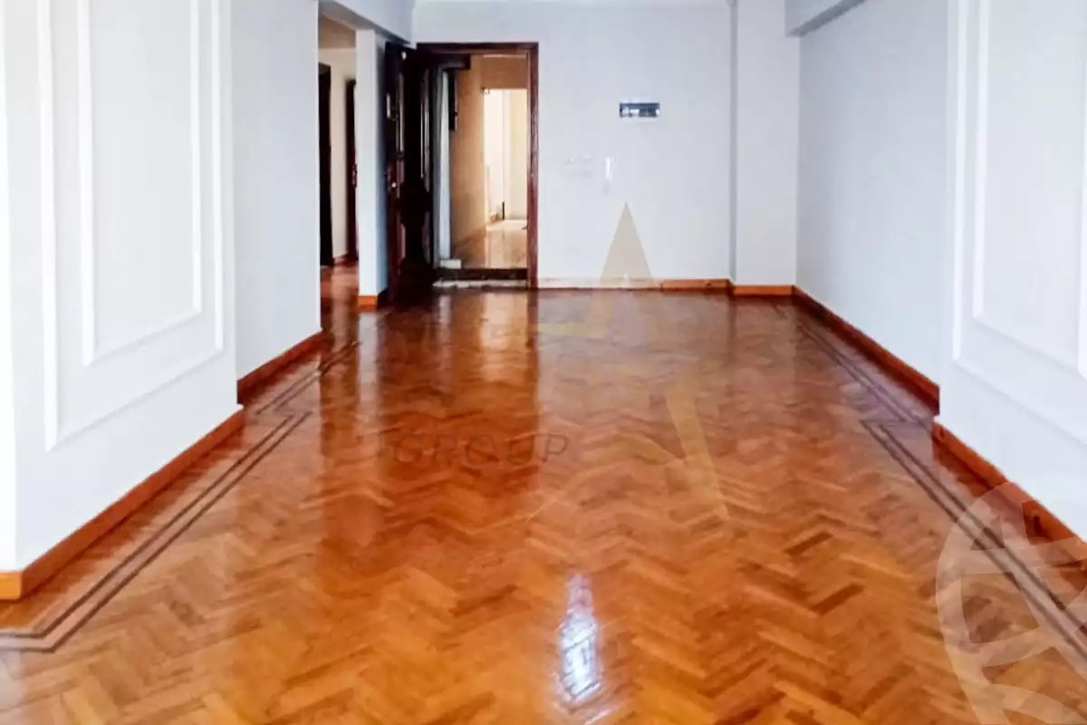 https://aqarmap.com.eg/ar/listing/6337789-for-sale-alexandria-ganaklis