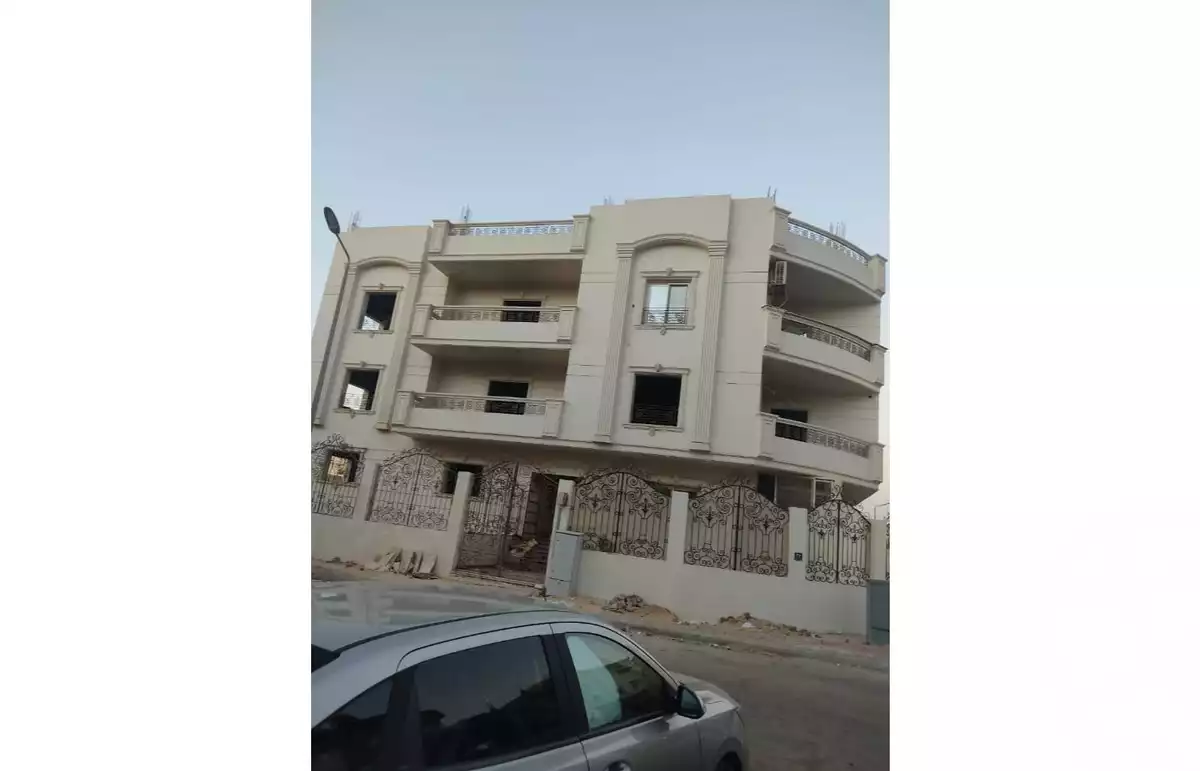 https://aqarmap.com.eg/ar/listing/6338203-for-sale-cairo-el-sheikh-zayed-city-el-hay-elthamen-lhkm