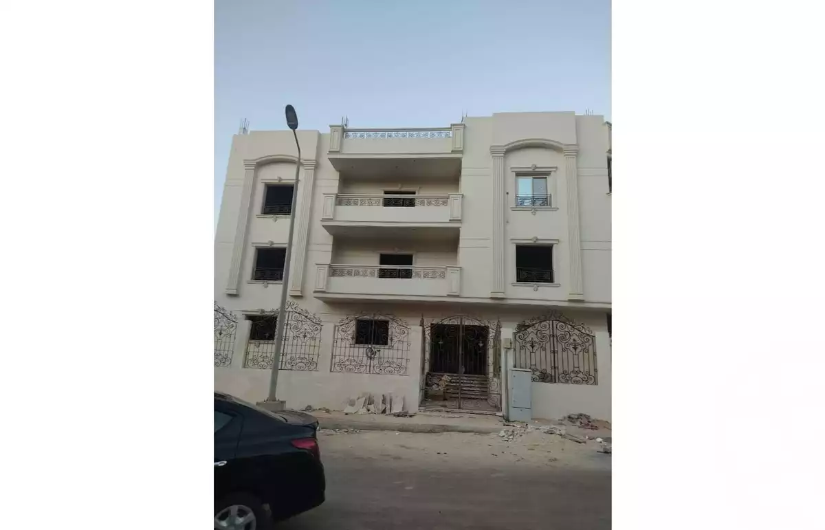 https://aqarmap.com.eg/ar/listing/6338203-for-sale-cairo-el-sheikh-zayed-city-el-hay-elthamen-lhkm