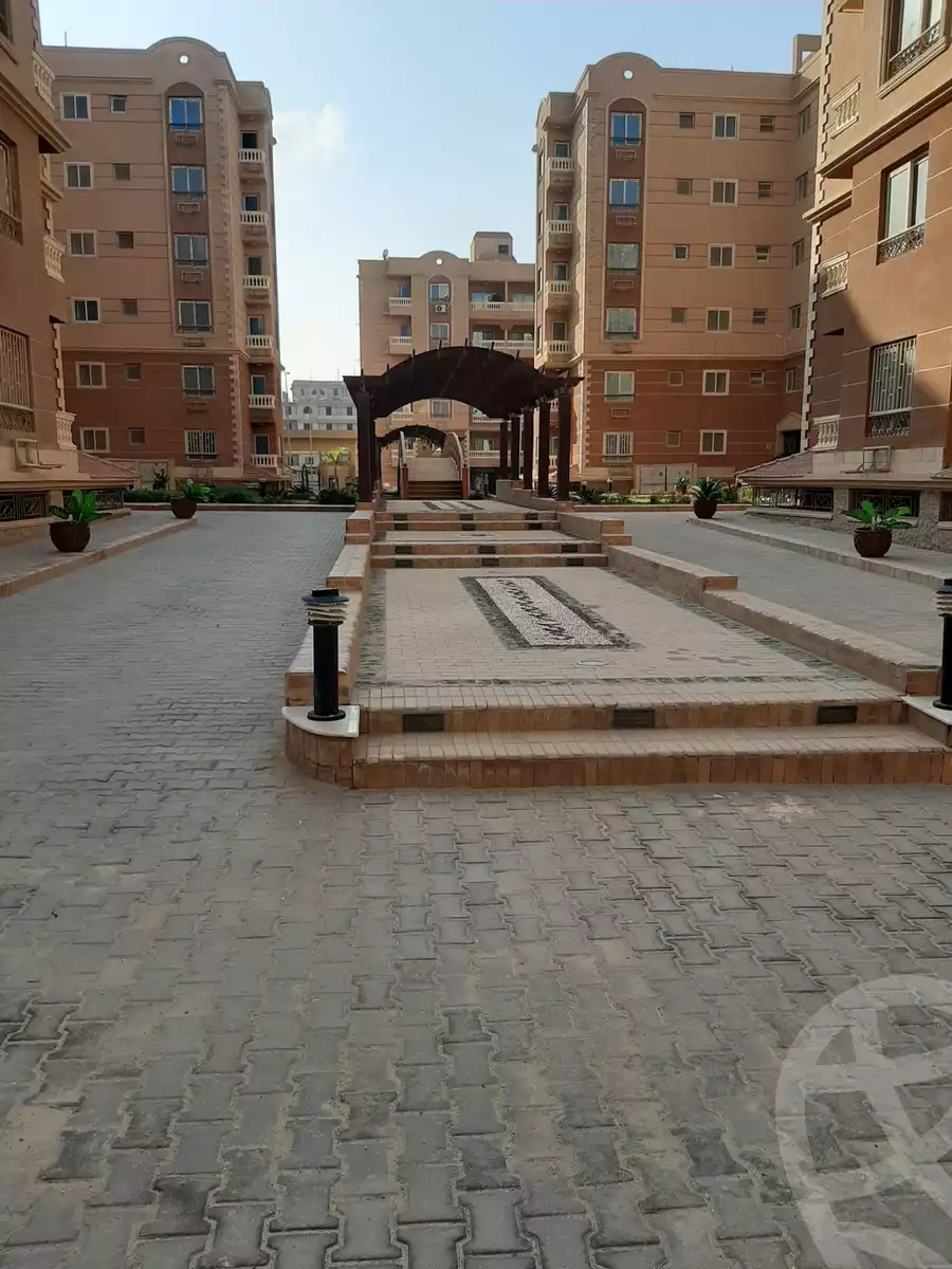 https://aqarmap.com.eg/ar/listing/6338509-for-sale-cairo-new-cairo-compounds-light-city