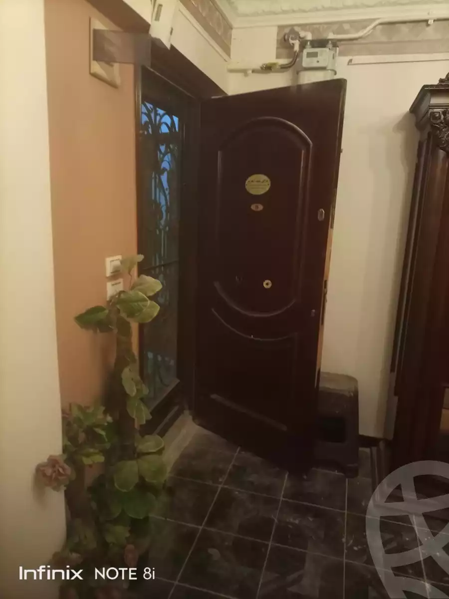 https://aqarmap.com.eg/en/listing/6339552-for-sale-alexandria-l-jmy-el-hanouvel-al-asdakaa-st