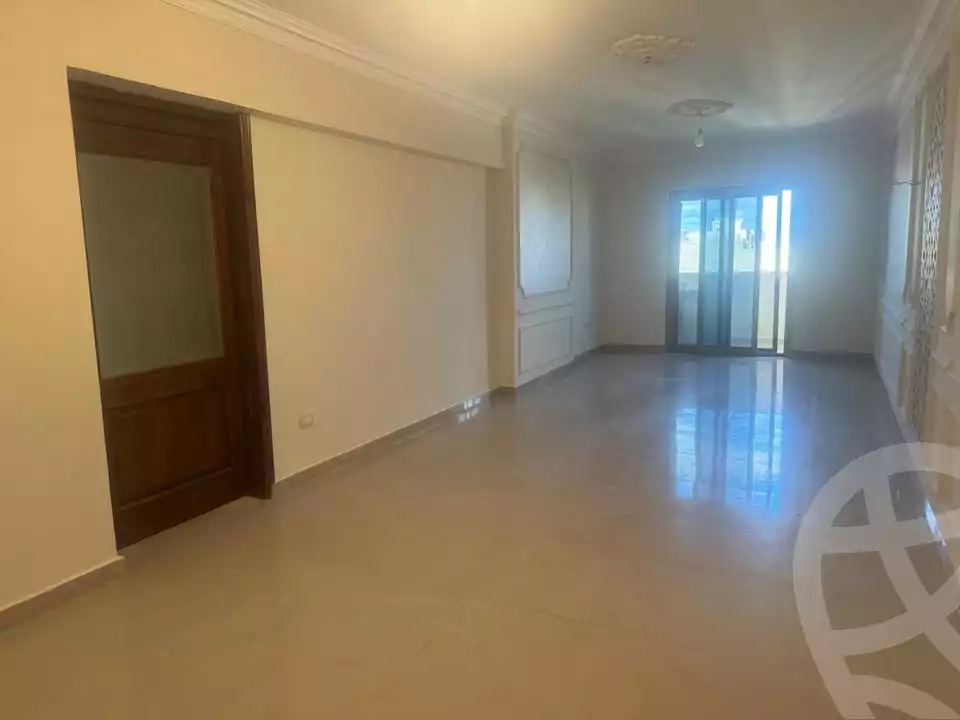https://aqarmap.com.eg/ar/listing/6340084-for-rent-alexandria-ganaklis-shr-mrtdy-bsh